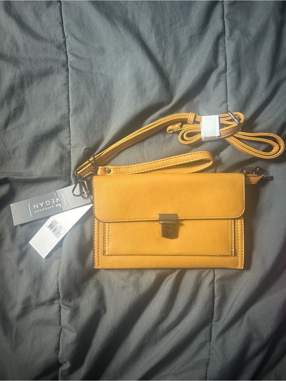 Isabelle Vegan Leather Crossbody Wallet in Mustard Yellow